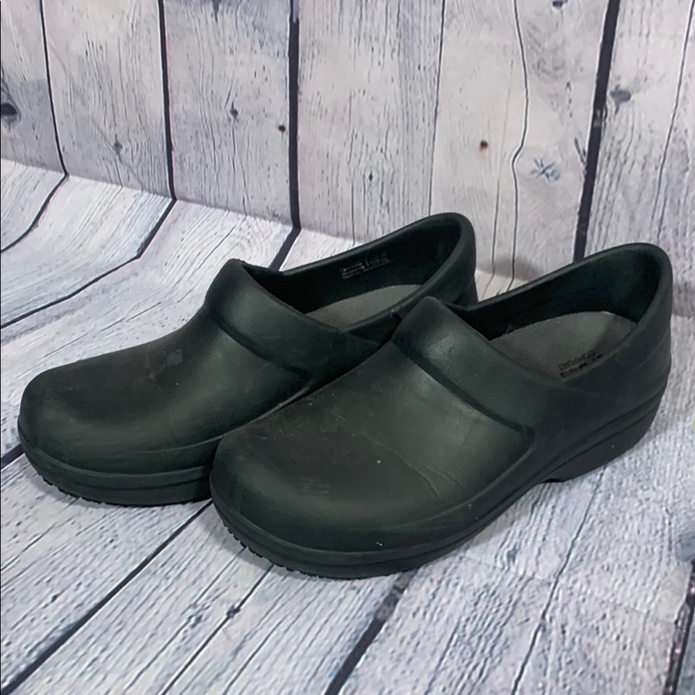 Crocs Womens Neria Pro II Black Clog Sz 6 Workwear Waterproof Slip-Resistant